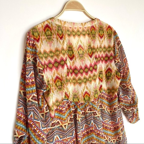 Fig and Flower V Neck Chiffon Geometric Aztec Print M - Picture 2 of 16